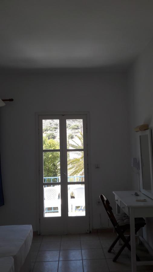Pavlos Rooms Livadia  Bagian luar foto