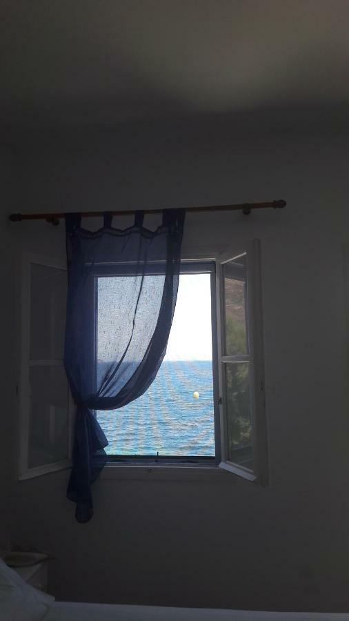 Pavlos Rooms Livadia  Bagian luar foto
