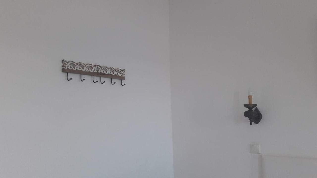 Pavlos Rooms Livadia  Bagian luar foto