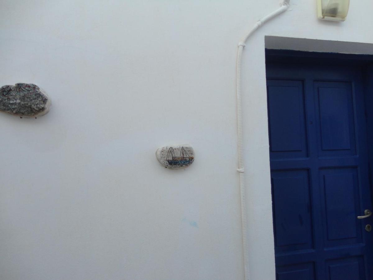 Pavlos Rooms Livadia  Bagian luar foto